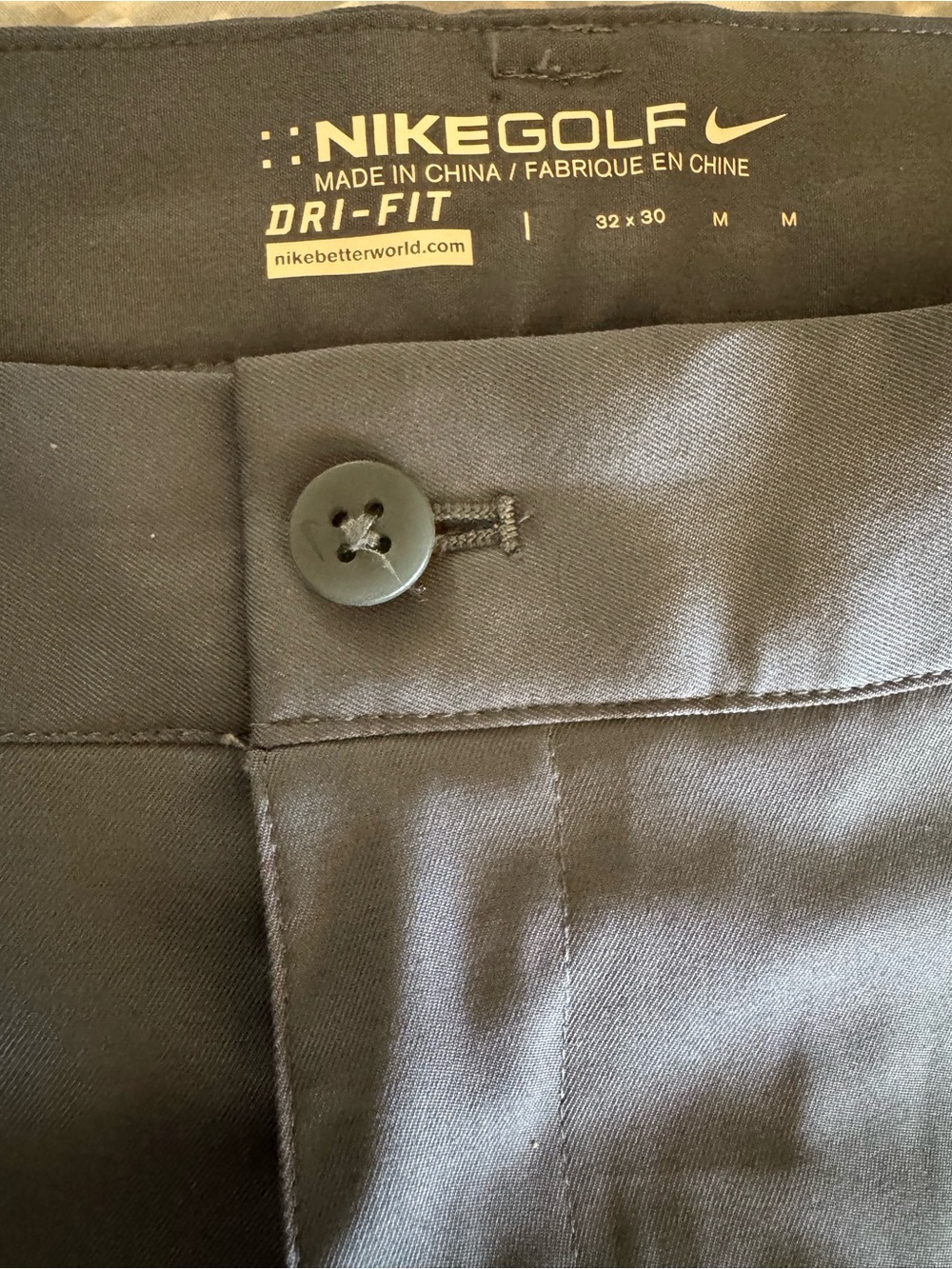 Nike Golf Dri-FIT Men's Grey Flat Front Pants - Size 32x30. (EUC) - Picture 5 of 6